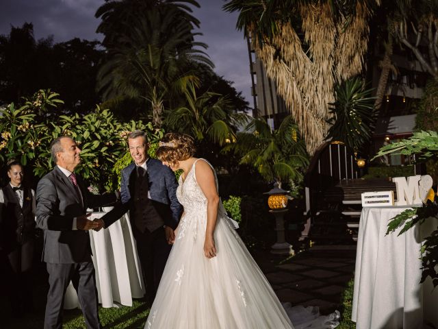 La boda de Mariam y Alex en Puerto De La Cruz, Santa Cruz de Tenerife 79