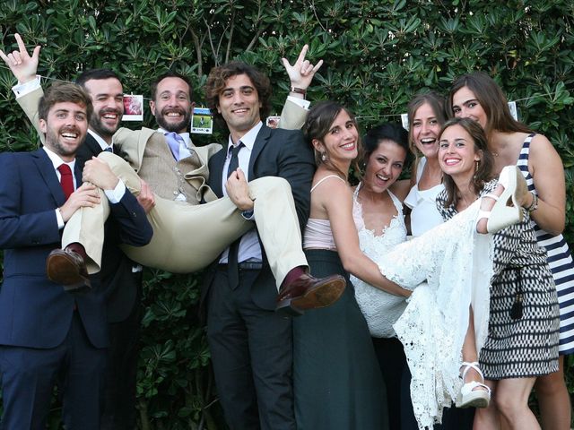 La boda de Carlos y Claudia en Cabrils, Barcelona 13