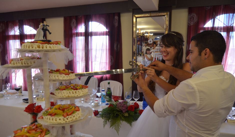 La boda de Thiago y Susi  en O Porriño, Pontevedra