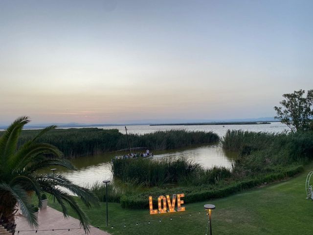 La boda de Carlos y Silvana en Valencia, Valencia 3