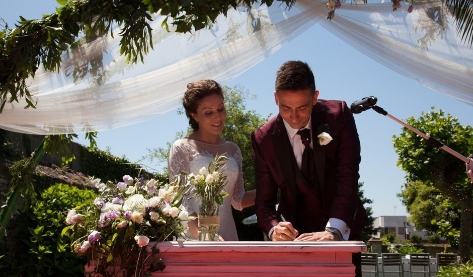 La boda de Santi y Celia en Gijón, Asturias
