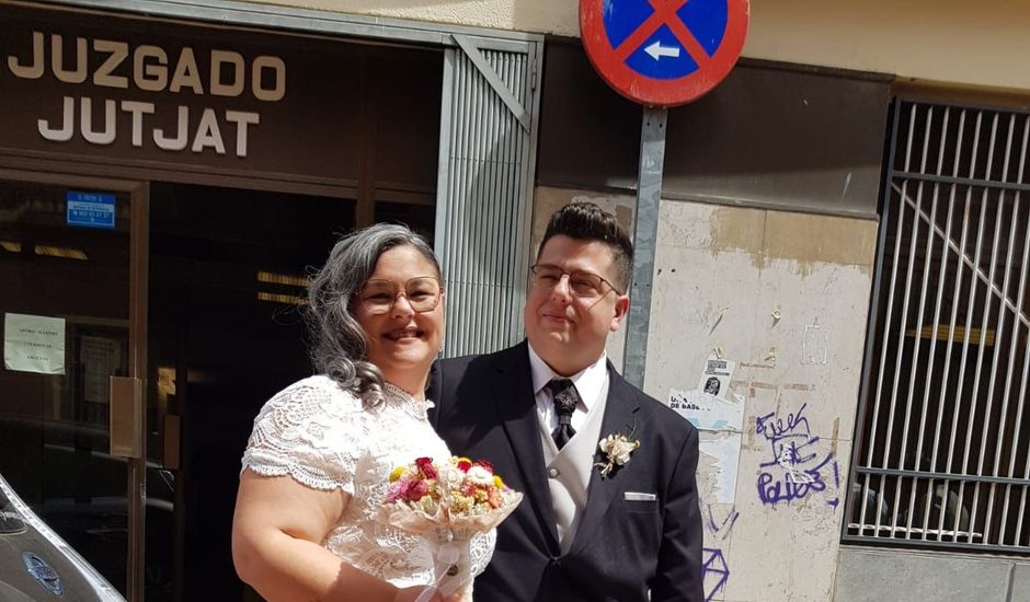 La boda de Tefy y Alex en Viladecans, Barcelona