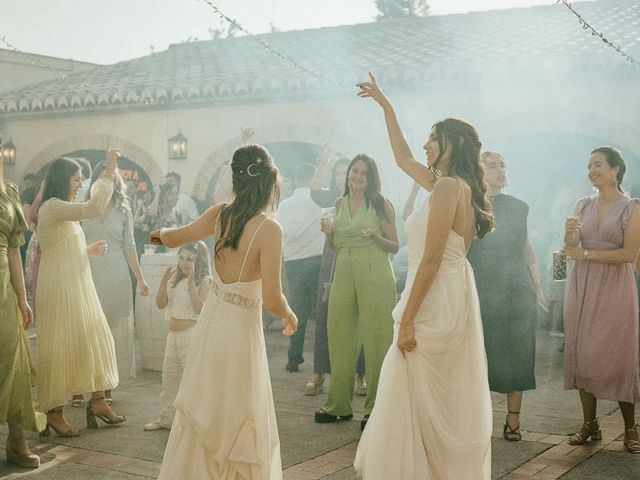 La boda de Saray  y Rosa en Valencia, Valencia 1