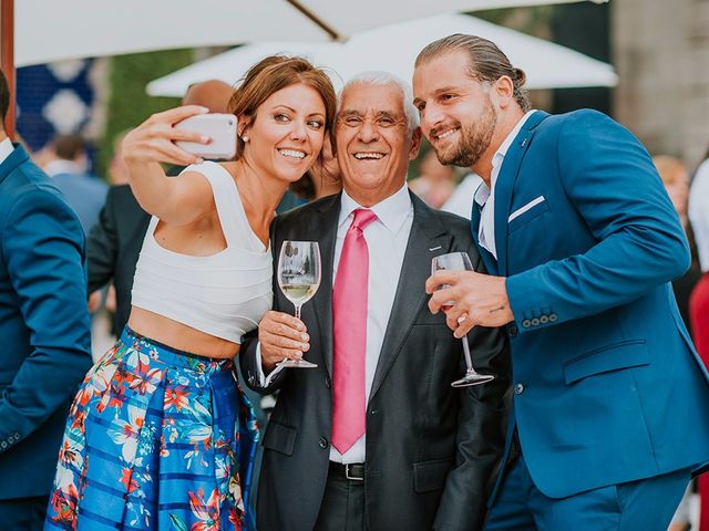 La boda de Iván y María en Vilanova De Arousa, Pontevedra 53