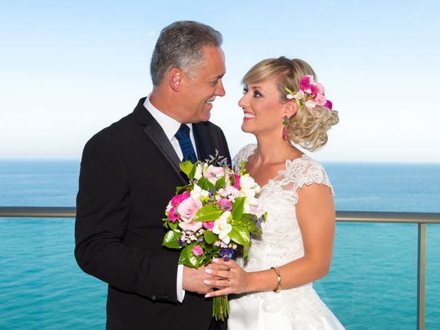 La boda de Timo y Miriam en Benalmadena Costa, Málaga 13