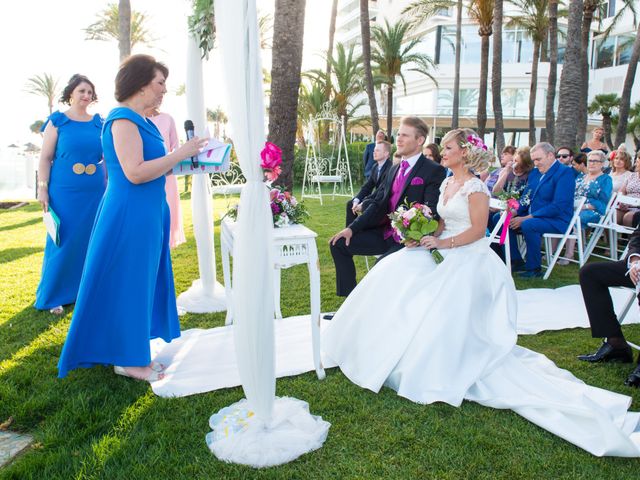 La boda de Timo y Miriam en Benalmadena Costa, Málaga 16