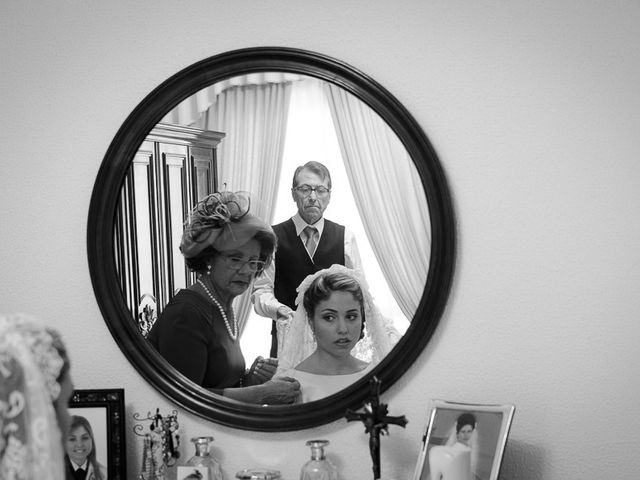 La boda de Ignacio y Isabel en Fuengirola, Málaga 12