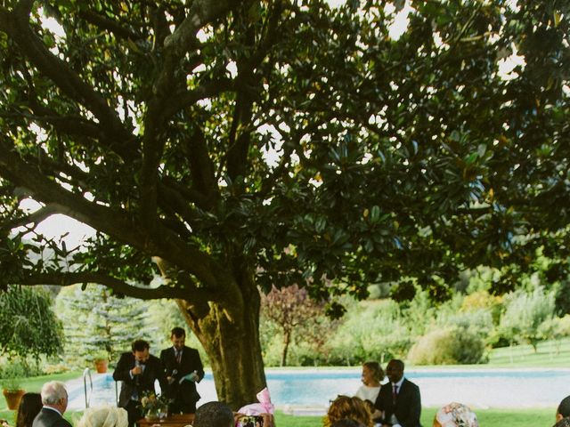 La boda de Bashir Conde y Carlota Sans en Bilbao, Vizcaya 14