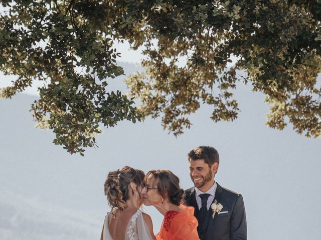 La boda de Xevi y Lluisa en Montmajor, Barcelona 39