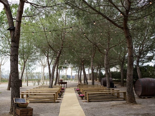 La boda de Santi y Aina en Sant Cugat Sesgarrigues, Barcelona 27