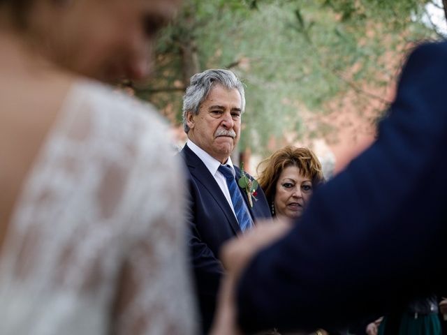 La boda de Santi y Aina en Sant Cugat Sesgarrigues, Barcelona 39