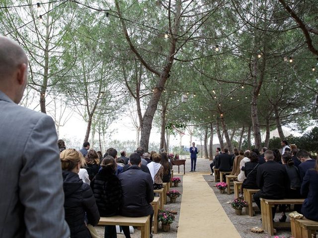 La boda de Santi y Aina en Sant Cugat Sesgarrigues, Barcelona 41