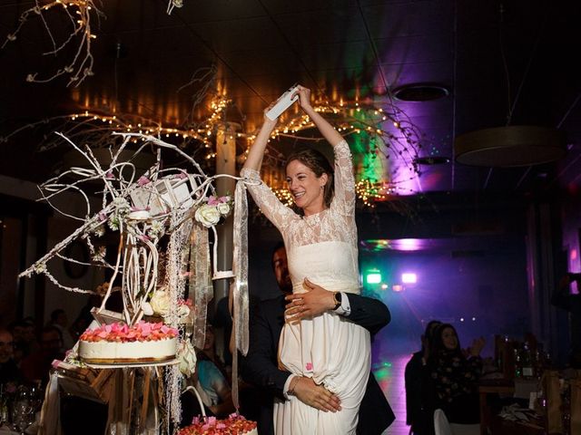 La boda de Santi y Aina en Sant Cugat Sesgarrigues, Barcelona 55