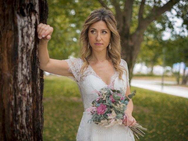 La boda de Unai y Cristina en Santurtzi, Vizcaya 23