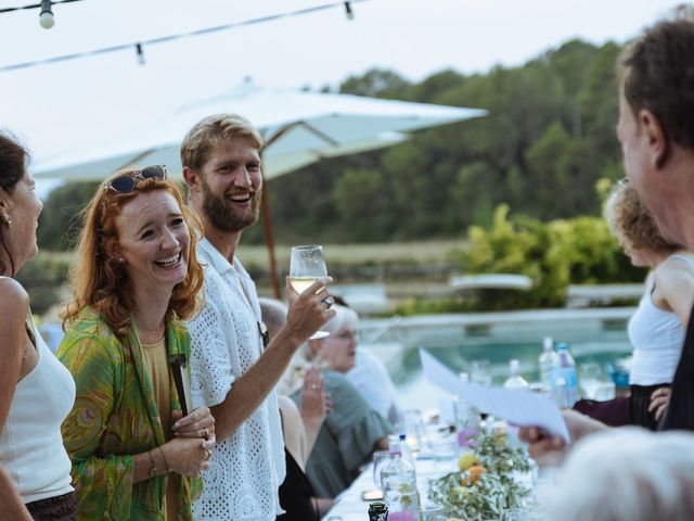 La boda de Jonas y Cecilia en Pontos, Girona 1