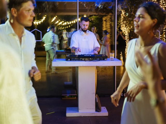 La boda de Jonas y Cecilia en Pontos, Girona 105