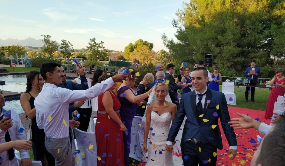 La boda de Eric y Eli en Sant Esteve Sesrovires, Barcelona