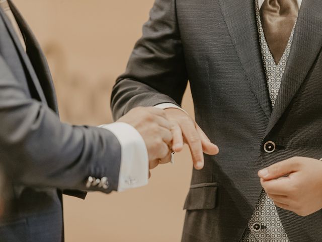 La boda de Fernando y Luis en Alcala De Guadaira, Sevilla 1