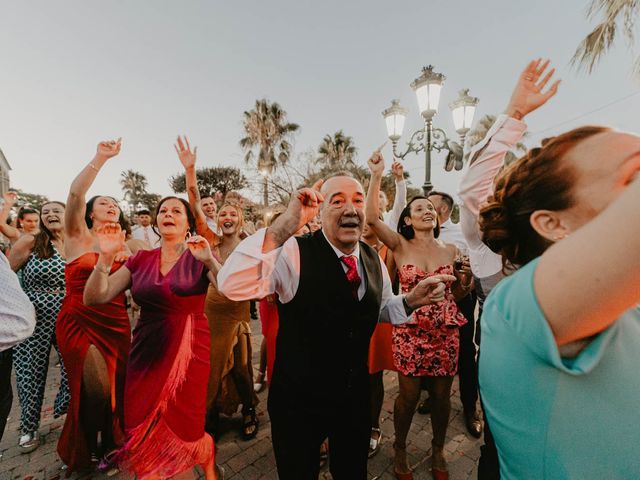 La boda de Fernando y Luis en Alcala De Guadaira, Sevilla 136