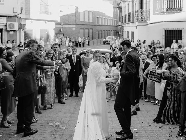 La boda de Soraya y Enrique en Villarrubia De Los Ojos, Ciudad Real 93