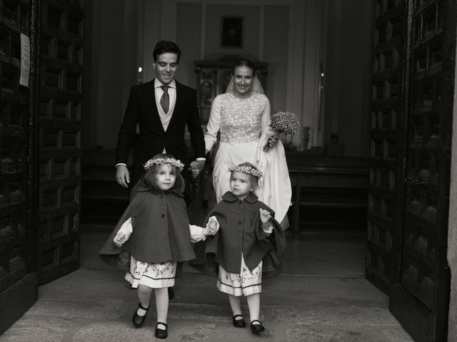 La boda de Alex y Capucine en Boadilla Del Monte, Madrid 52