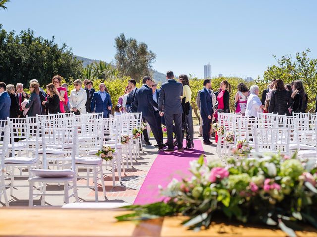 La boda de Javi y Vane en Benidorm, Alicante 18