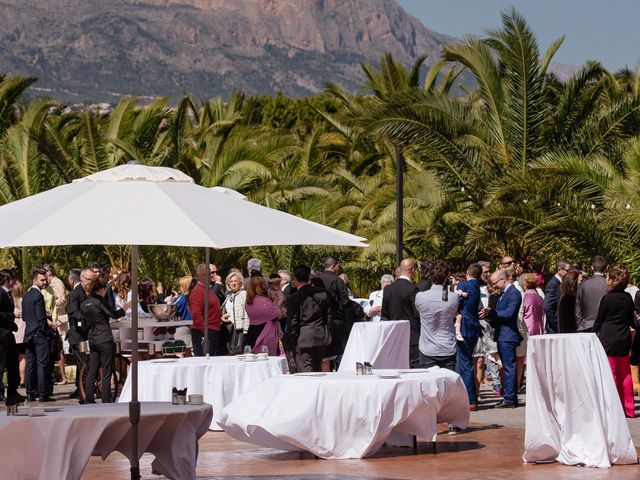 La boda de Javi y Vane en Benidorm, Alicante 21