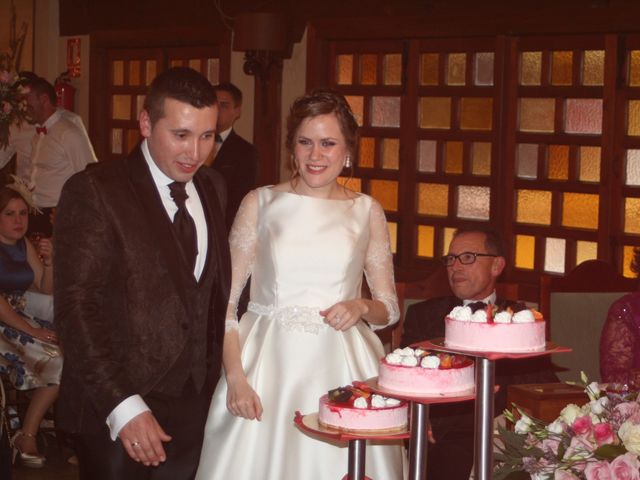 La boda de Nacho y Lourdes en Mota Del Cuervo, Cuenca 15