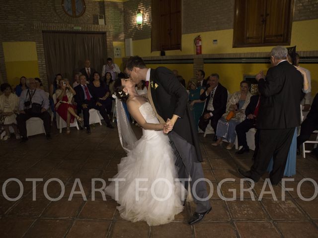 La boda de Rocio y Javier en Sevilla, Sevilla 18