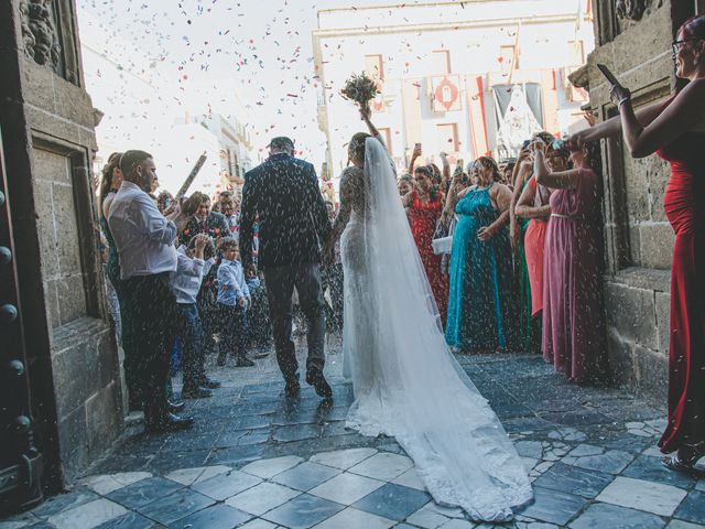 La boda de David y Vero en El Puerto De Santa Maria, Cádiz 25