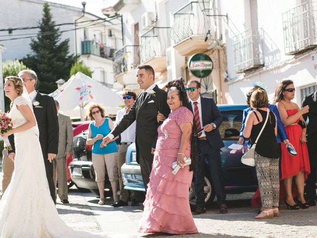 La boda de Paulino y Ángela en Robledillo De La Vera, Cáceres 36