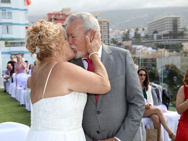 La boda de Manuel y Paula en Puerto De La Cruz, Santa Cruz de Tenerife 11