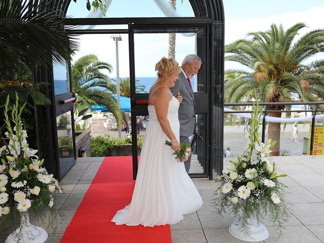 La boda de Manuel y Paula en Puerto De La Cruz, Santa Cruz de Tenerife 13