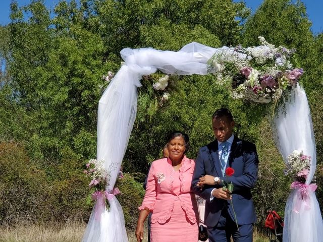 La boda de Beatriz  y Carlos Miguel  en Pinilla Del Valle, Madrid 10