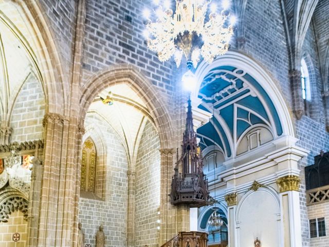 La boda de Joseba y María en Pamplona, Navarra 33