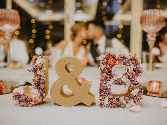 La boda de Brian y Jessica en Sant Vicenç De Montalt, Barcelona 173