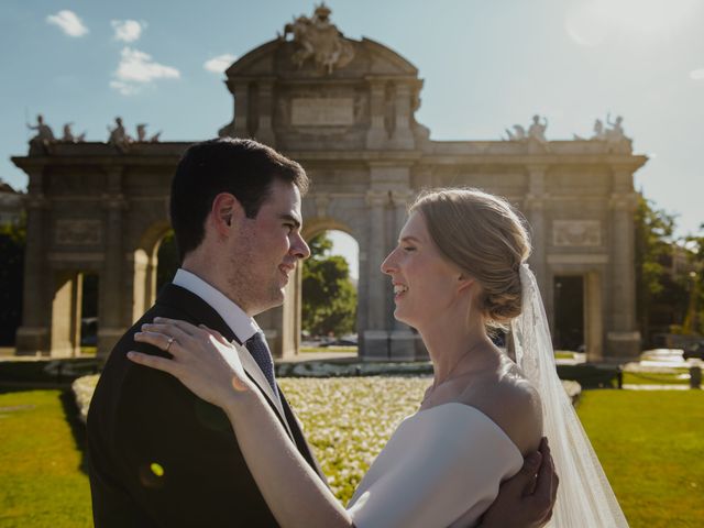 La boda de Alejandro y Anna en Madrid, Madrid 16