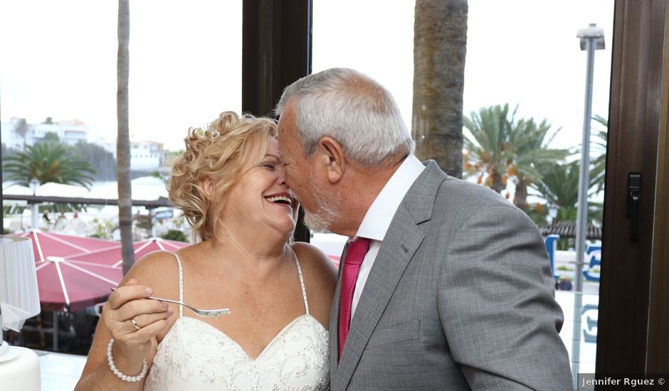 La boda de Manuel y Paula en Puerto De La Cruz, Santa Cruz de Tenerife