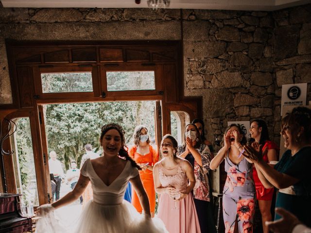 La boda de David y Sara en Serra De Outes, A Coruña 209