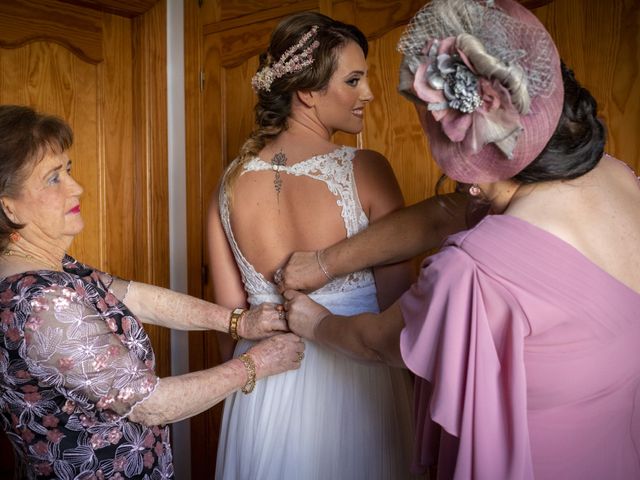 La boda de Rafael y Indira en Velez Malaga, Málaga 13