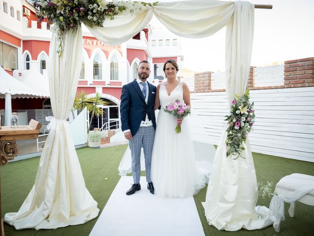 La boda de Rafael y Indira en Velez Malaga, Málaga 28