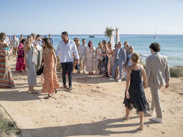 La boda de Ricky y Francesca en El Pilar de la Mola, Islas Baleares 58
