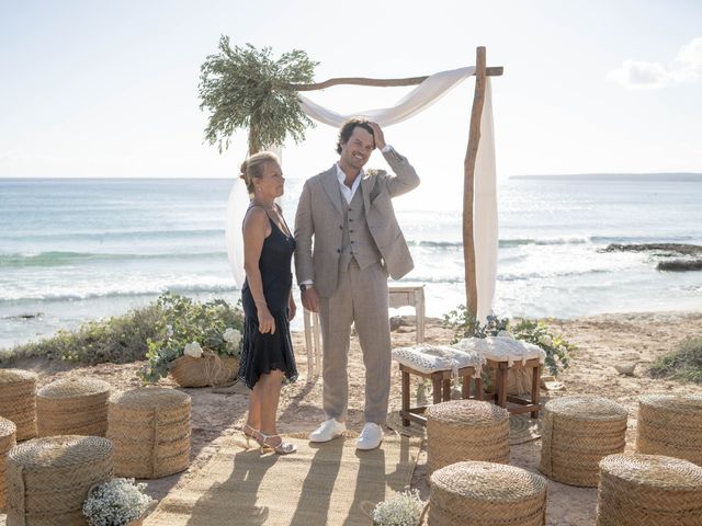 La boda de Ricky y Francesca en El Pilar de la Mola, Islas Baleares 59