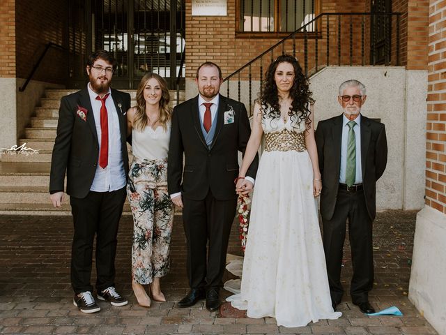 La boda de Alejandro y Laura en Santa Maria Del Paramo, León 1