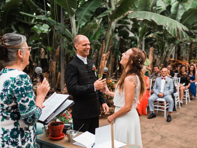 La boda de Barna y Laura en Guargacho, Santa Cruz de Tenerife 20