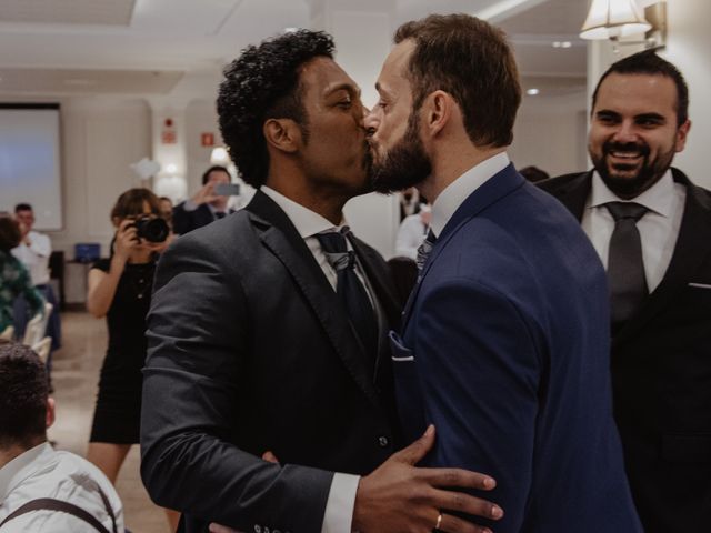 La boda de Alejandro y Iran en Badajoz, Badajoz 27