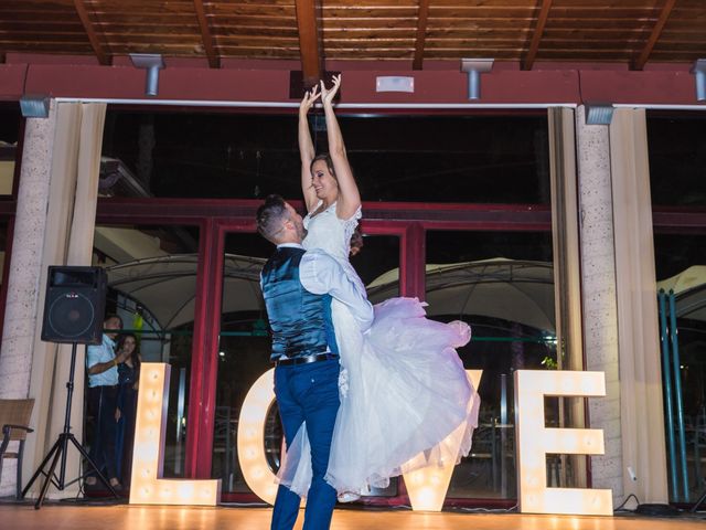 La boda de Edgar y Elena en Alacant/alicante, Alicante 47