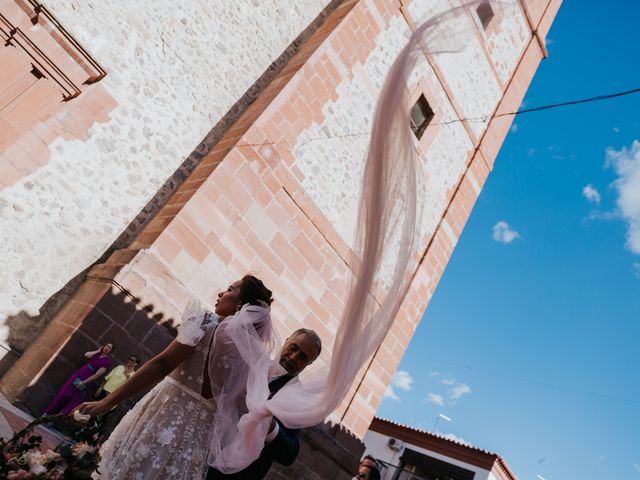 La boda de Ángel y Aurora en Pedro Muñoz, Ciudad Real 15