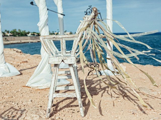 La boda de Pablo y Celina en Daya Vieja, Alicante 16