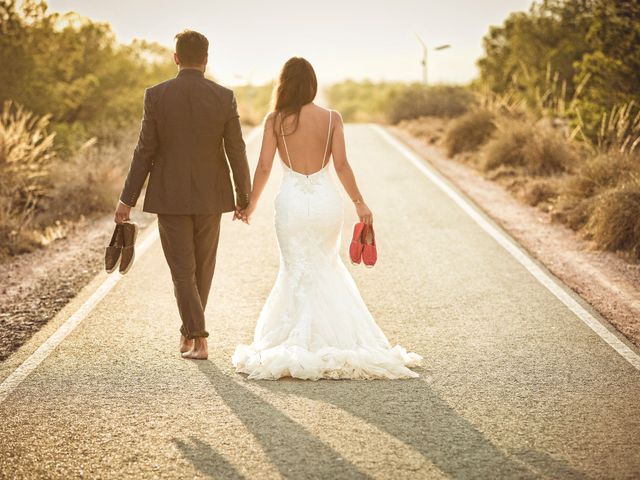 La boda de Pablo y Celina en Daya Vieja, Alicante 61